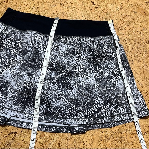 Lululemon Pace Revival Skirt II In Masked Lace Starlight Black W8852T Sz 6 Tall - Picture 16 of 16